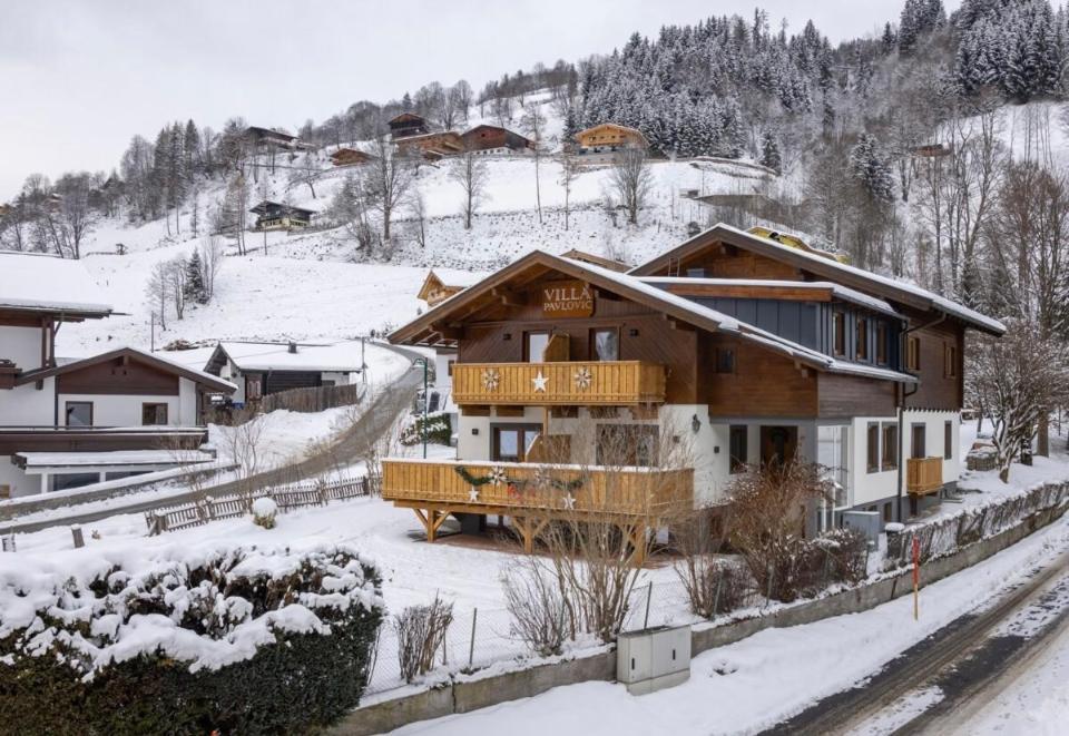 Hotel Austria Saalbach-Hinterglemm Exteriör bild